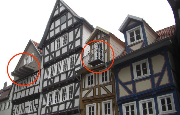 Balkone neben der Stadtkirche