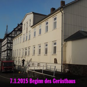 Beginn des Gerüstbaues